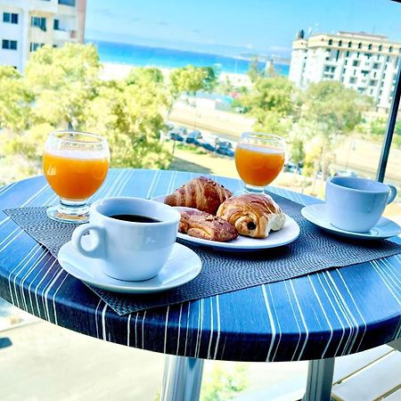 Modern Elegance With Sea Views In Central Tangier - Steps To Beach, Train And Attractions! Tânger Exterior foto