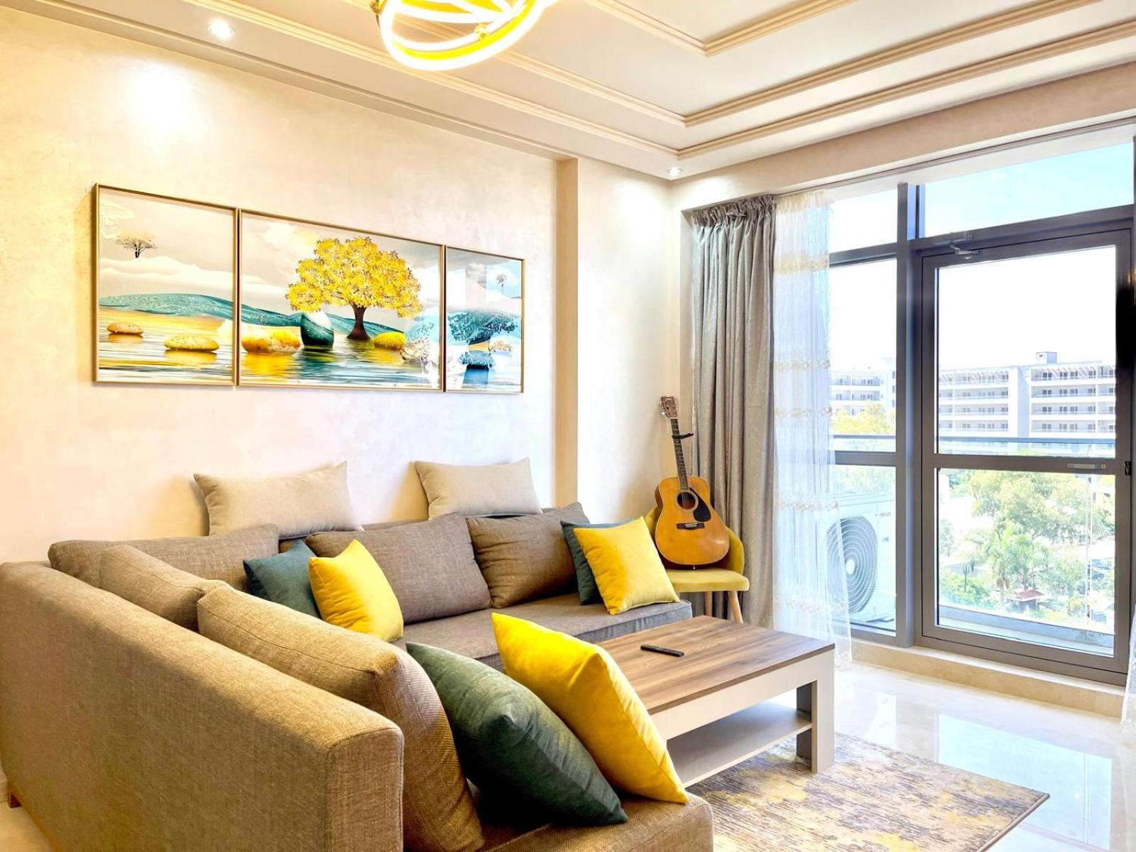 Modern Elegance With Sea Views In Central Tangier - Steps To Beach, Train And Attractions! Tânger Exterior foto